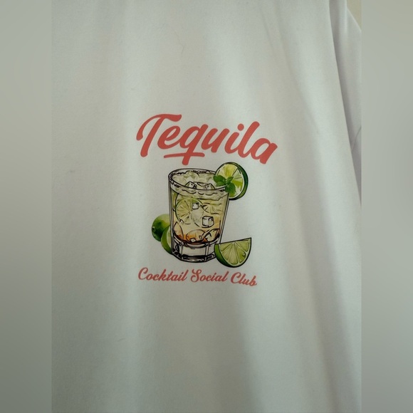 Bundle of 2 SHEIN Drop Shoulder Graphic Tees, size large - Picture 10 of 12